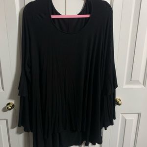 Black plus size bells love tunic 3x